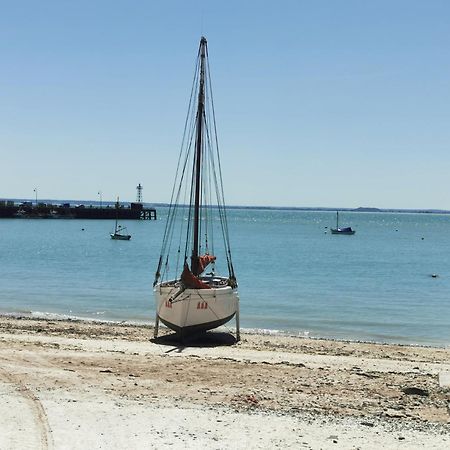 L'Ancre Marine Lägenhet Cancale Exteriör bild